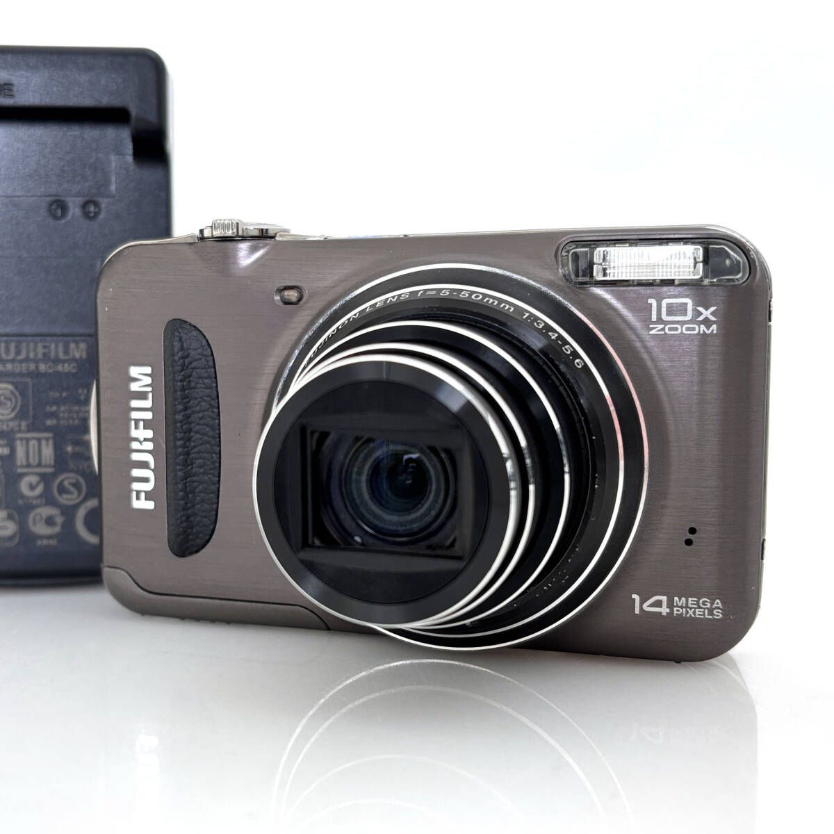 フジフイルム Fujifilm FinePix T 300 コンパクトデジタルカメラ バッテリー 充電器付き P 508