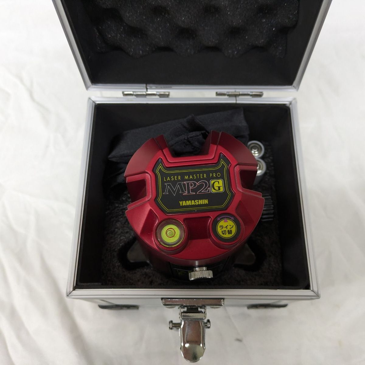 山真製鋸 レーザーマスタープロ MP-2 G 屋内 屋外兼用レーザー墨出し器