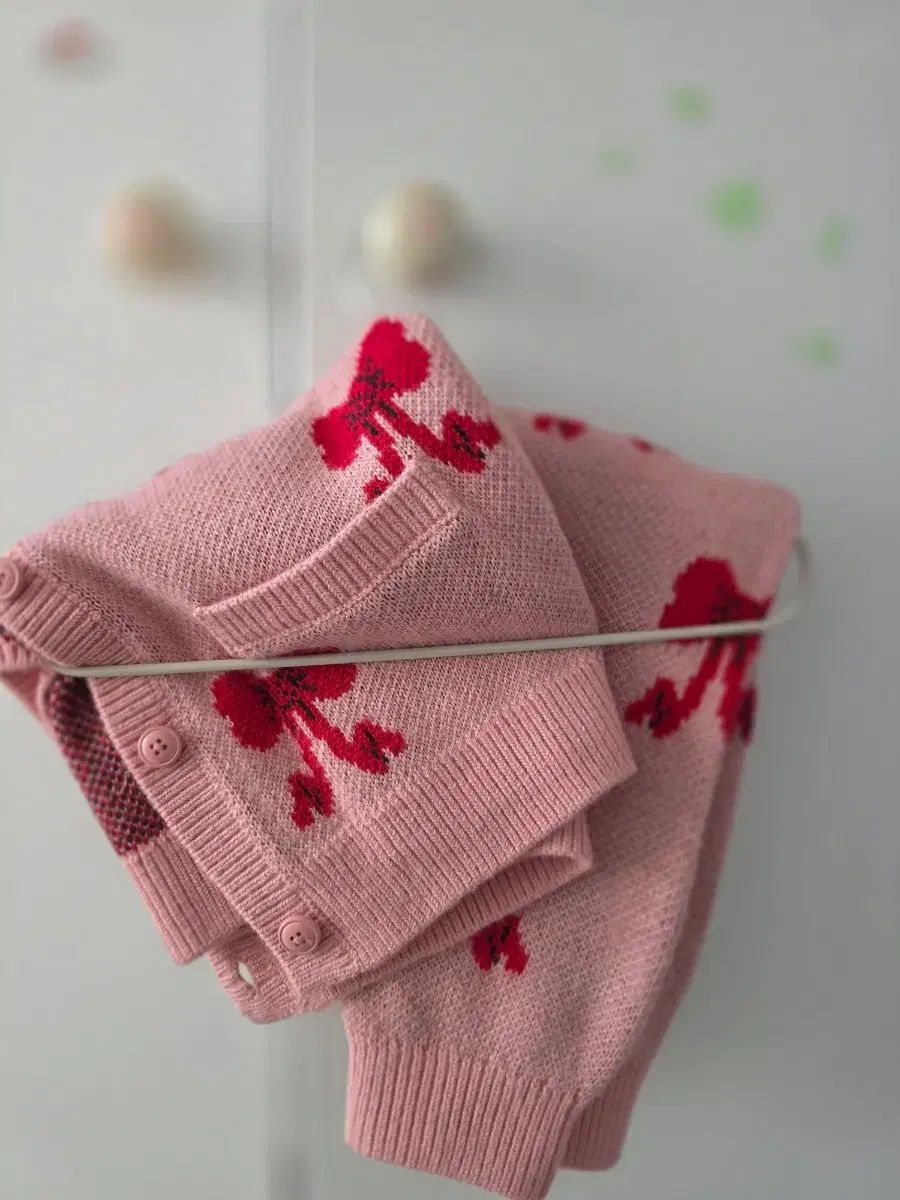  ベベデピノ パフ リボン カラ セーター カーディガン カーディガン トップス