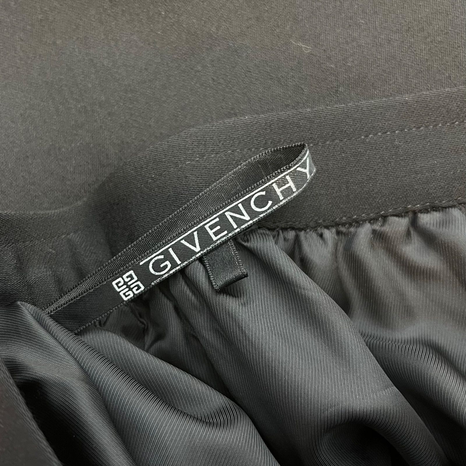 GIVENCHY ジバンシィ バックスリット ウール タイトスカート ブラック