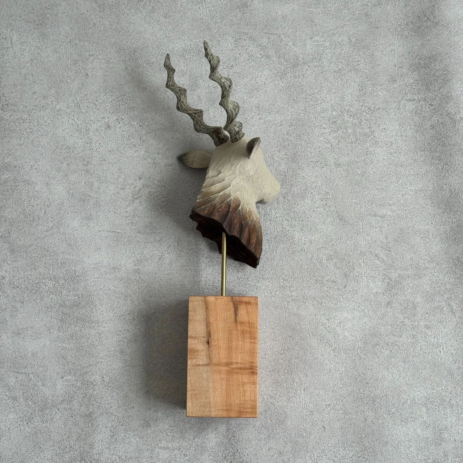 苔むす木工 DEER 鹿 木彫 KOKEMUSU MOKKOU OBSCURE ANIMALS - メルカリ