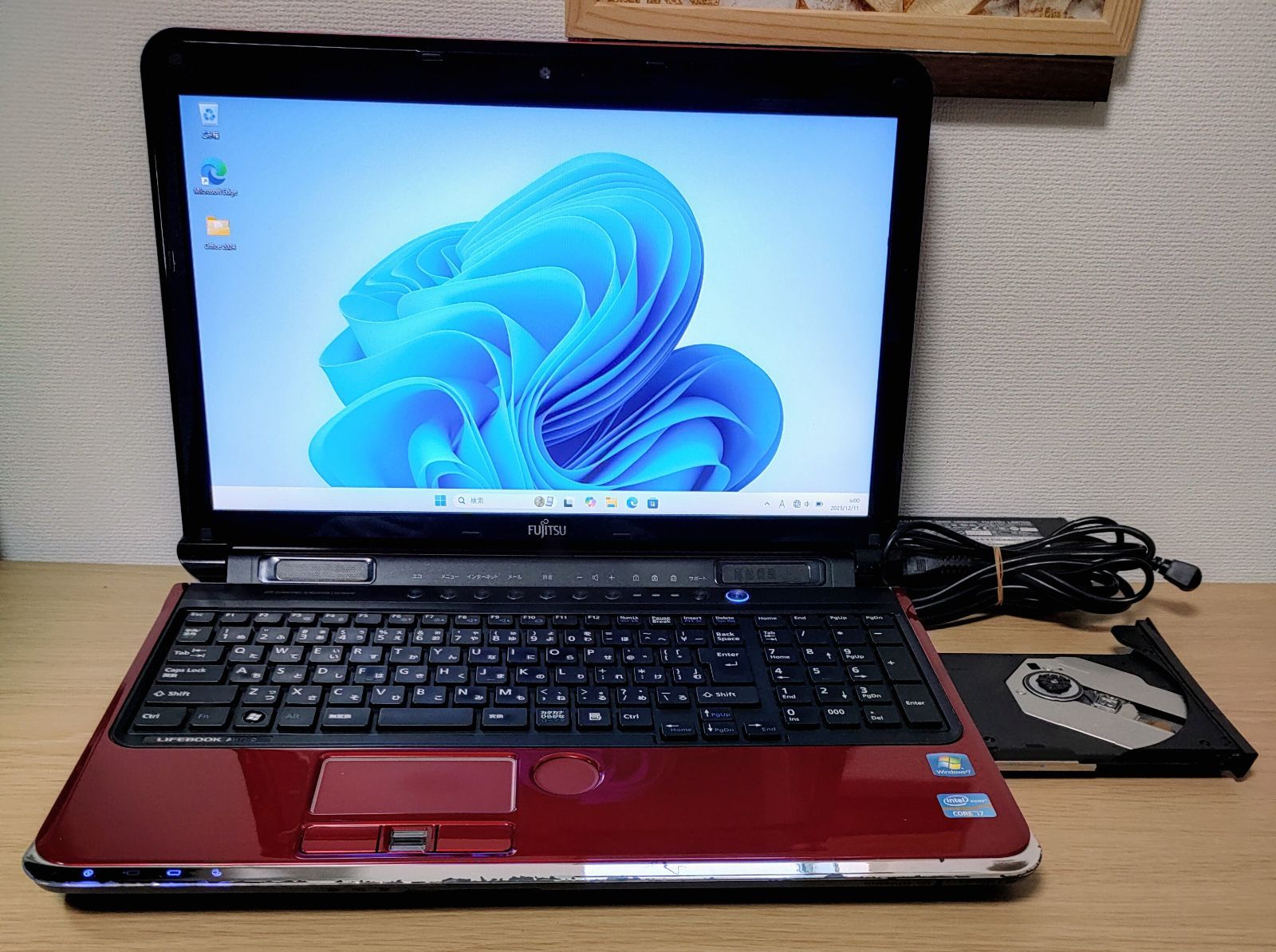 FUJITSU Corei 7 メモリ16 GB ブルーレイ対応 大画面 管理番号 M 213