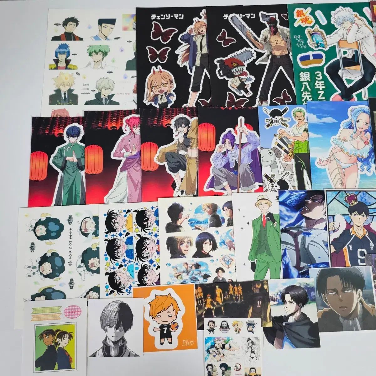 アニメグッズ まとめ売り 大量 200点以上 ハイキュー コナン ブルーロック等 アニメグッズ まとめ売り 大量 200点以上 ハイキュー コナン