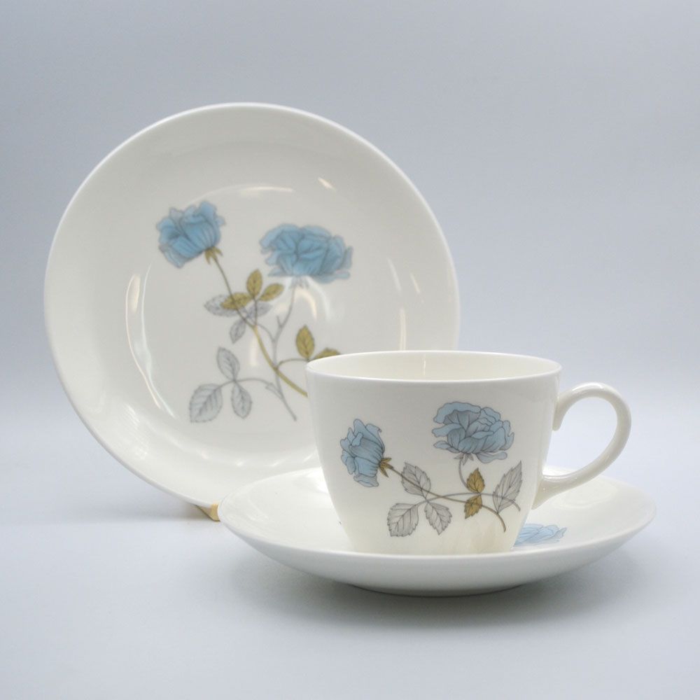 アンティーク トリオ カップ＆ソーサー Wedgwood ウェッジウッド Ice Rose アイスローズ 1962-1980年 24 a 3131-2