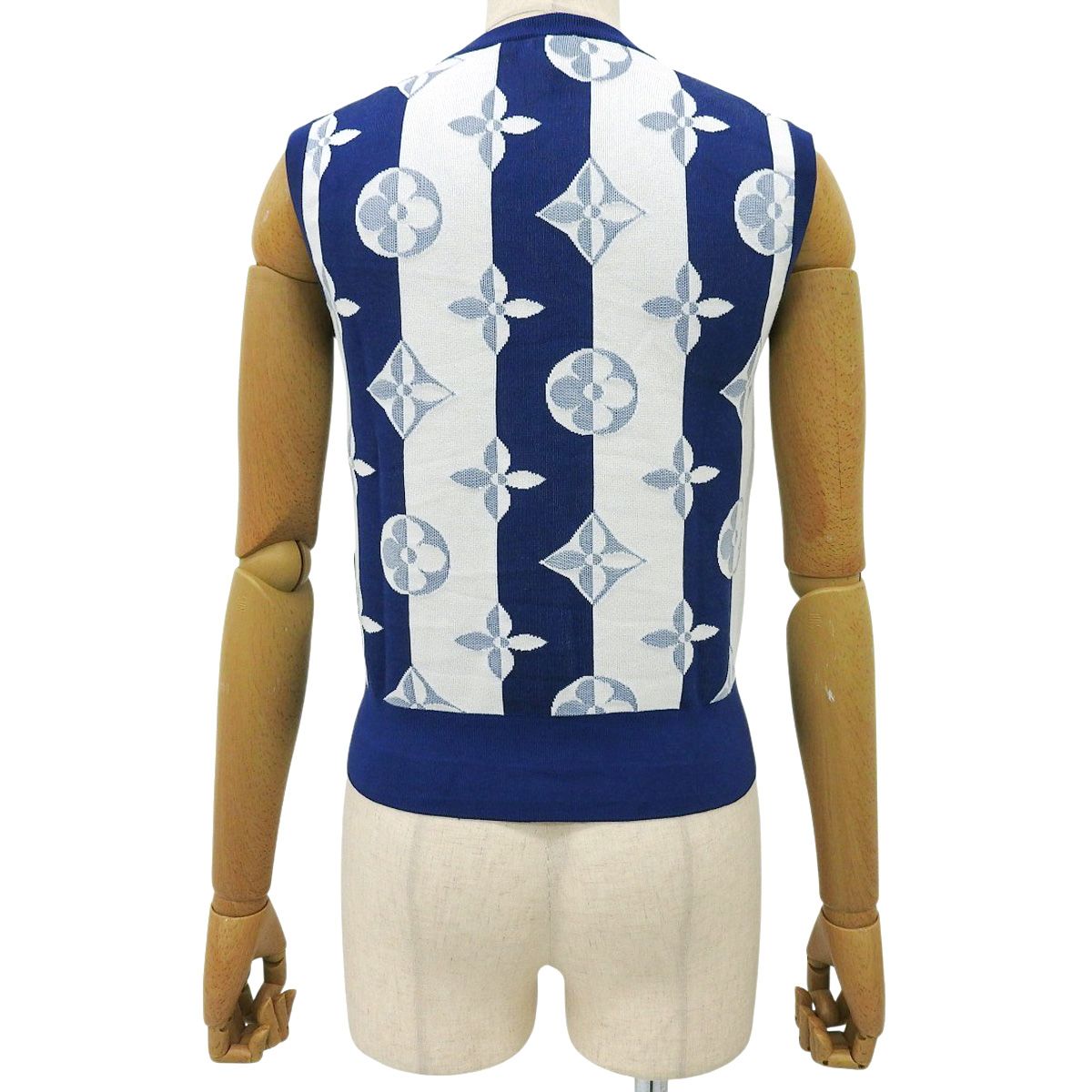 LOUIS VUITTON(ルイ・ヴィトン) ニットベスト ベスト 2021年 アパレル ファッション ノースリーブ RW212J モノグラム S シルク コットン ブルー青 ホワイト白 レディース 40802166229【中古】【アラモード】 LOUIS VUITTON(ルイ・ヴィトン) ニットベスト ベスト 2021年 アパレル