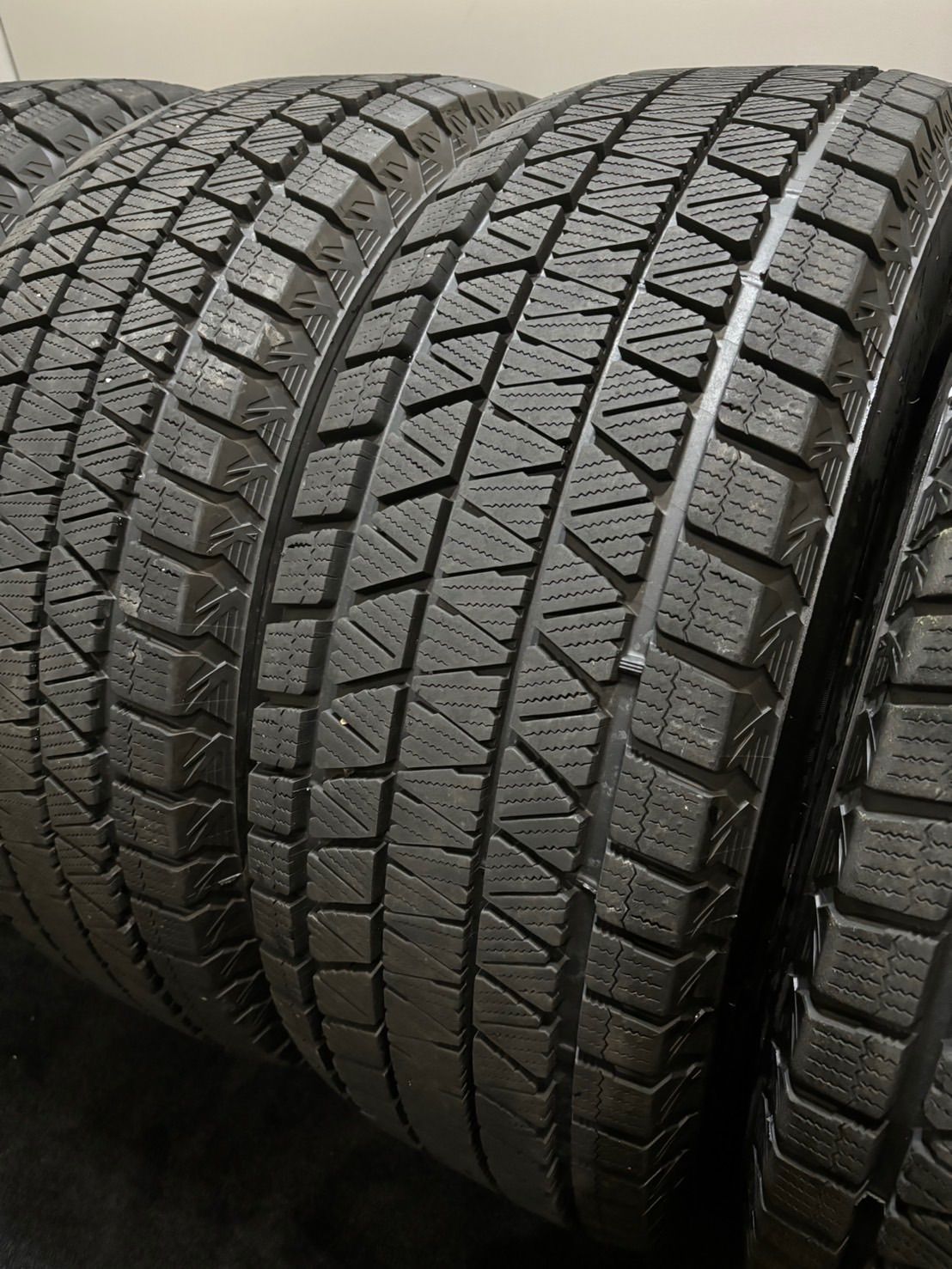 ☆275/70R16 BRIDGESTONE/DM-V3 21年製 スタッドレス 4本 ブリヂストン