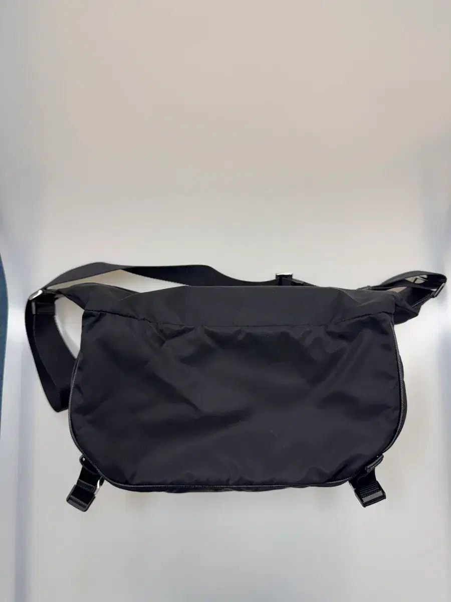 PRADA プラダ サフィアーノ バイカー バッグ ミディアム