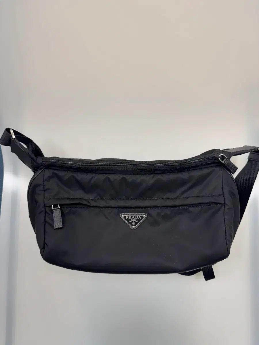 PRADA プラダ サフィアーノ バイカー バッグ ミディアム