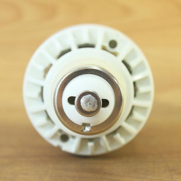 IWASAKI|岩崎電気 LDS