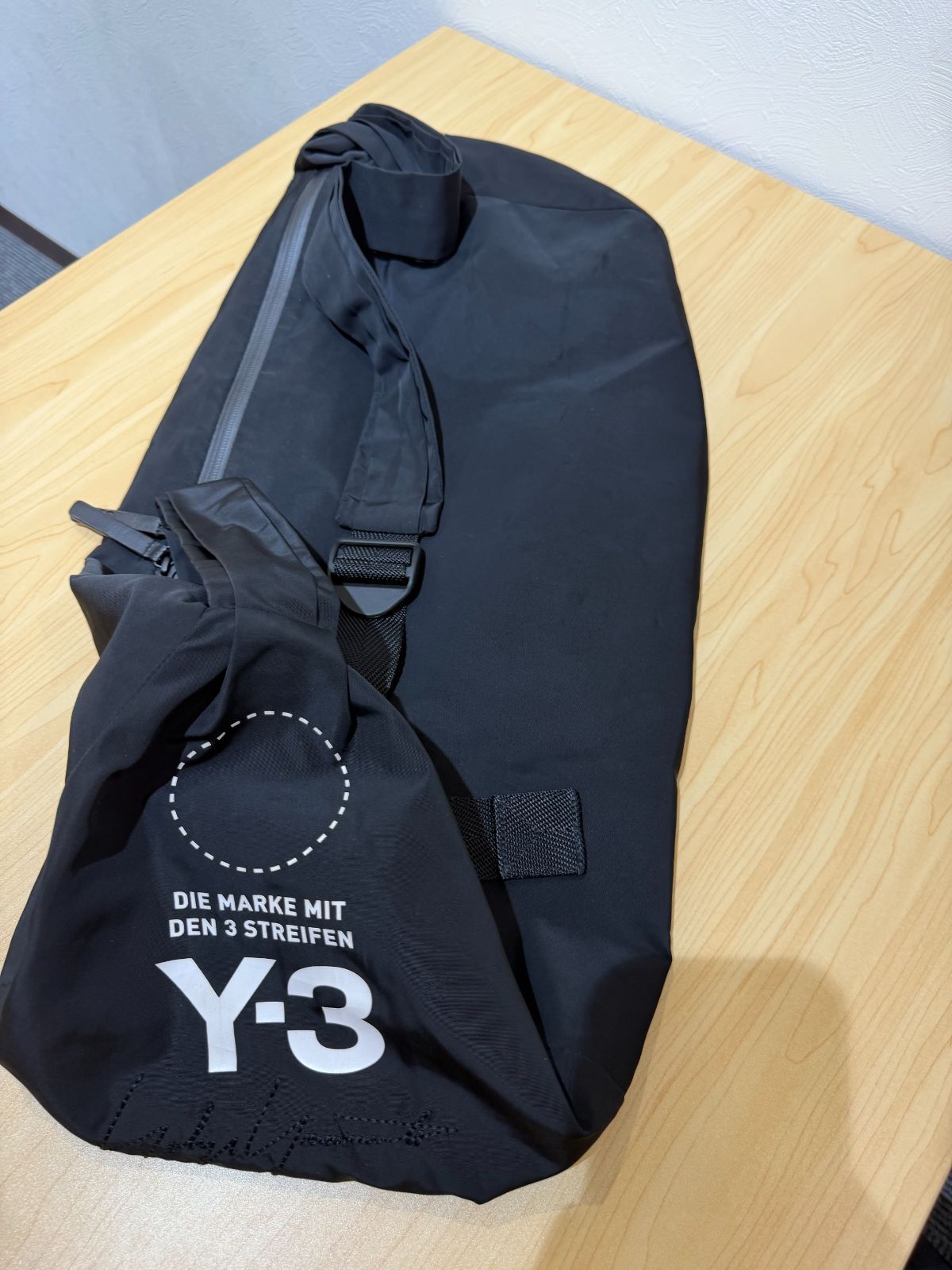 オーストラリアで話題！！オーバーオール×抱っこ紐【マムジー】