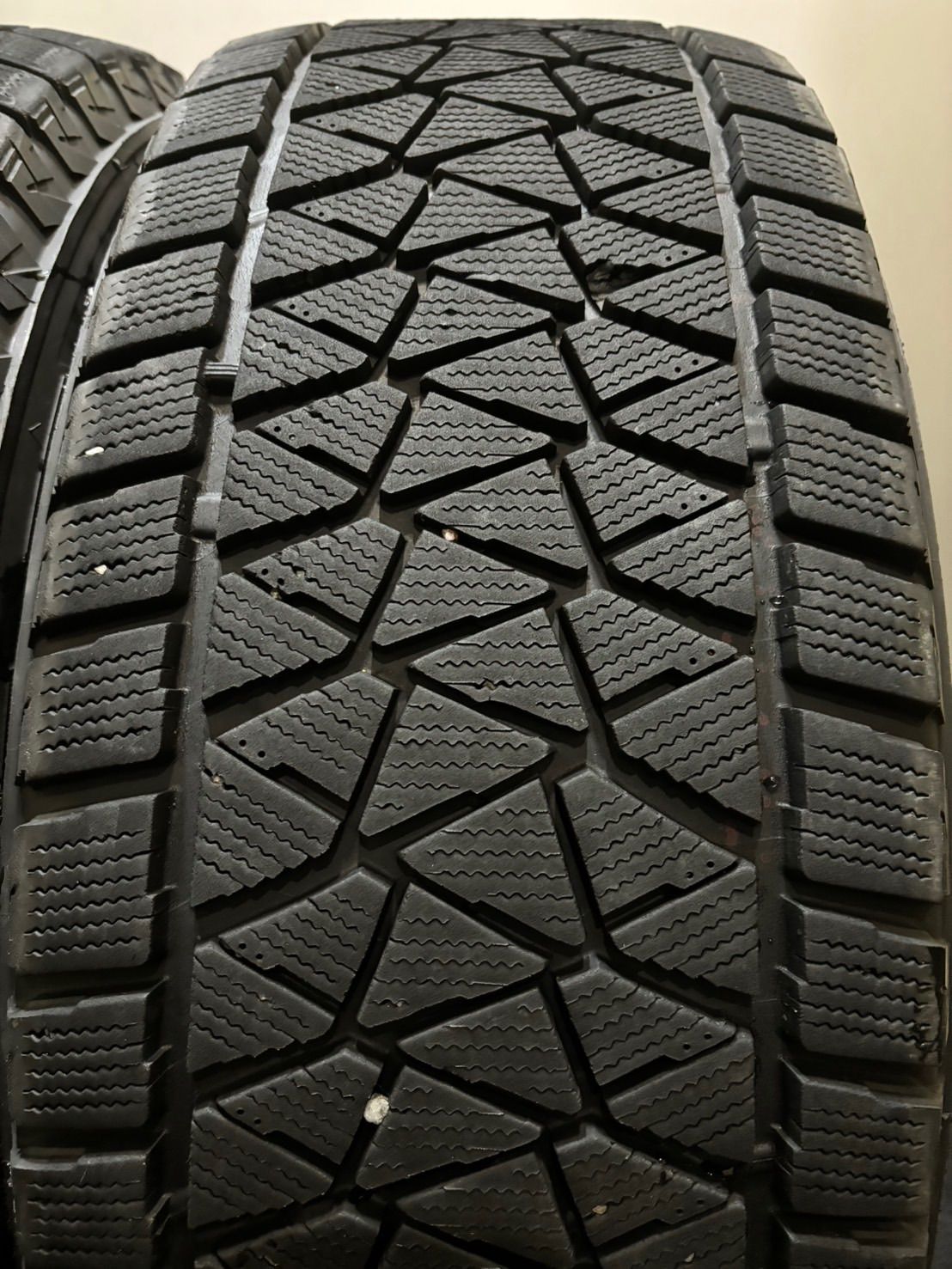 265 65 R 17 DM V 2 19年製 スタッドレス 4本 ブリヂストン ブリザック ランクル プラド サーフ ハイラックス 南10 L 56