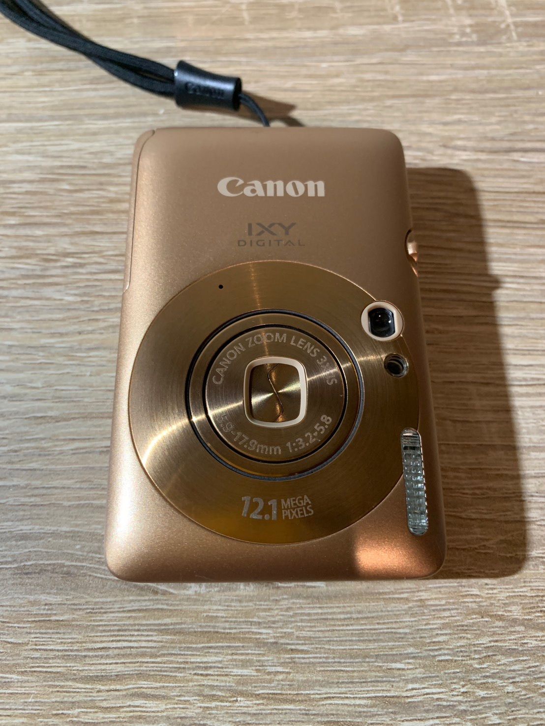 7104 Canon IXY DIGITAL 110 IS ゴールド デジカメ 美品 - メルカリ