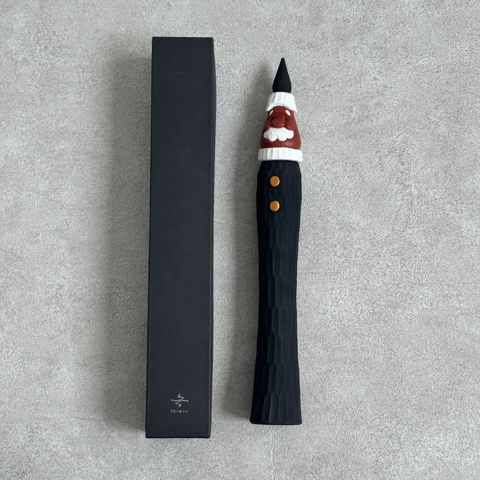 新品限定 SHIMOO DESIGNとんがりサンタ ボタン TONGKAI SANTA - メルカリ