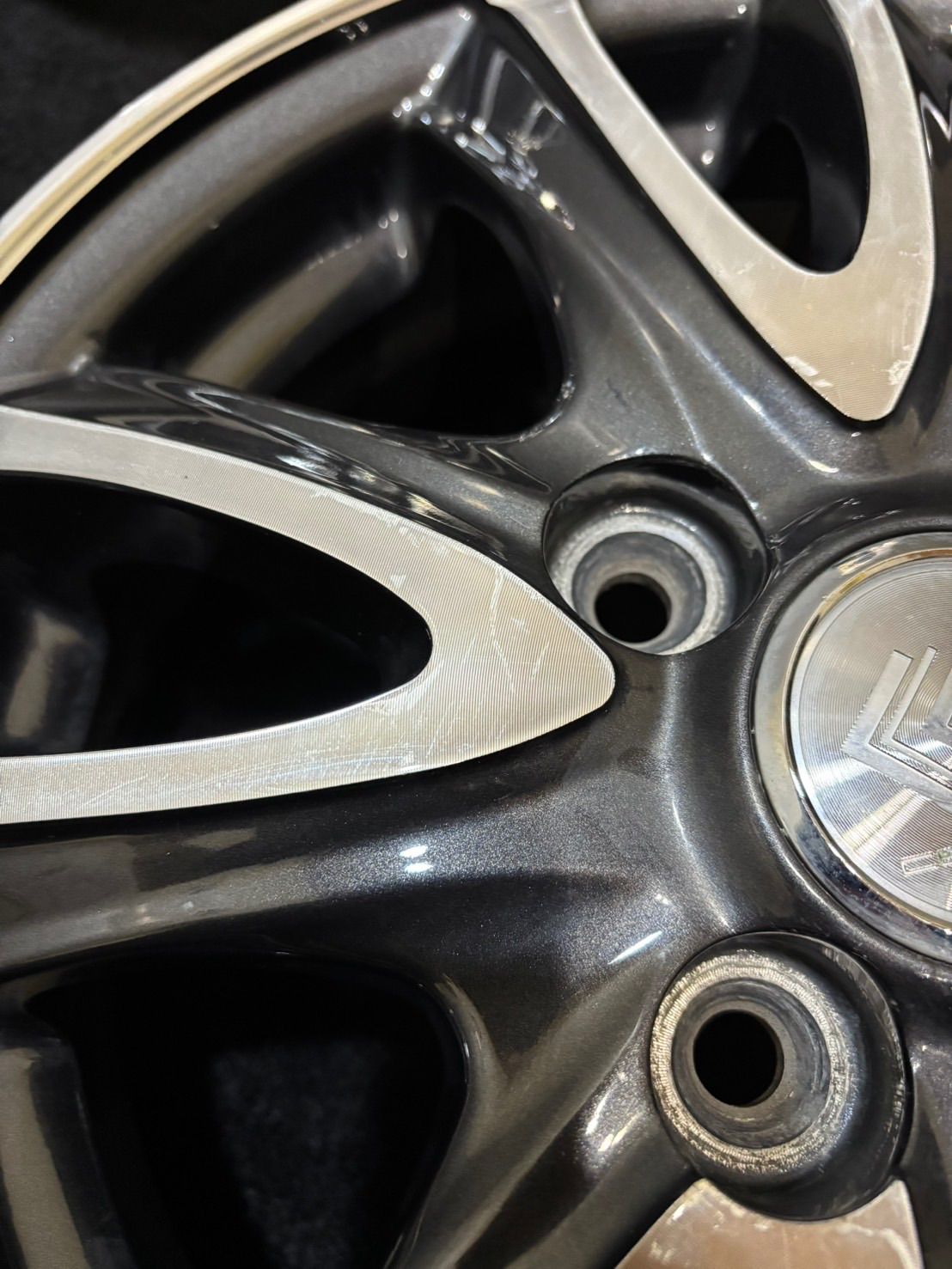 4本 グレーポリッシュ