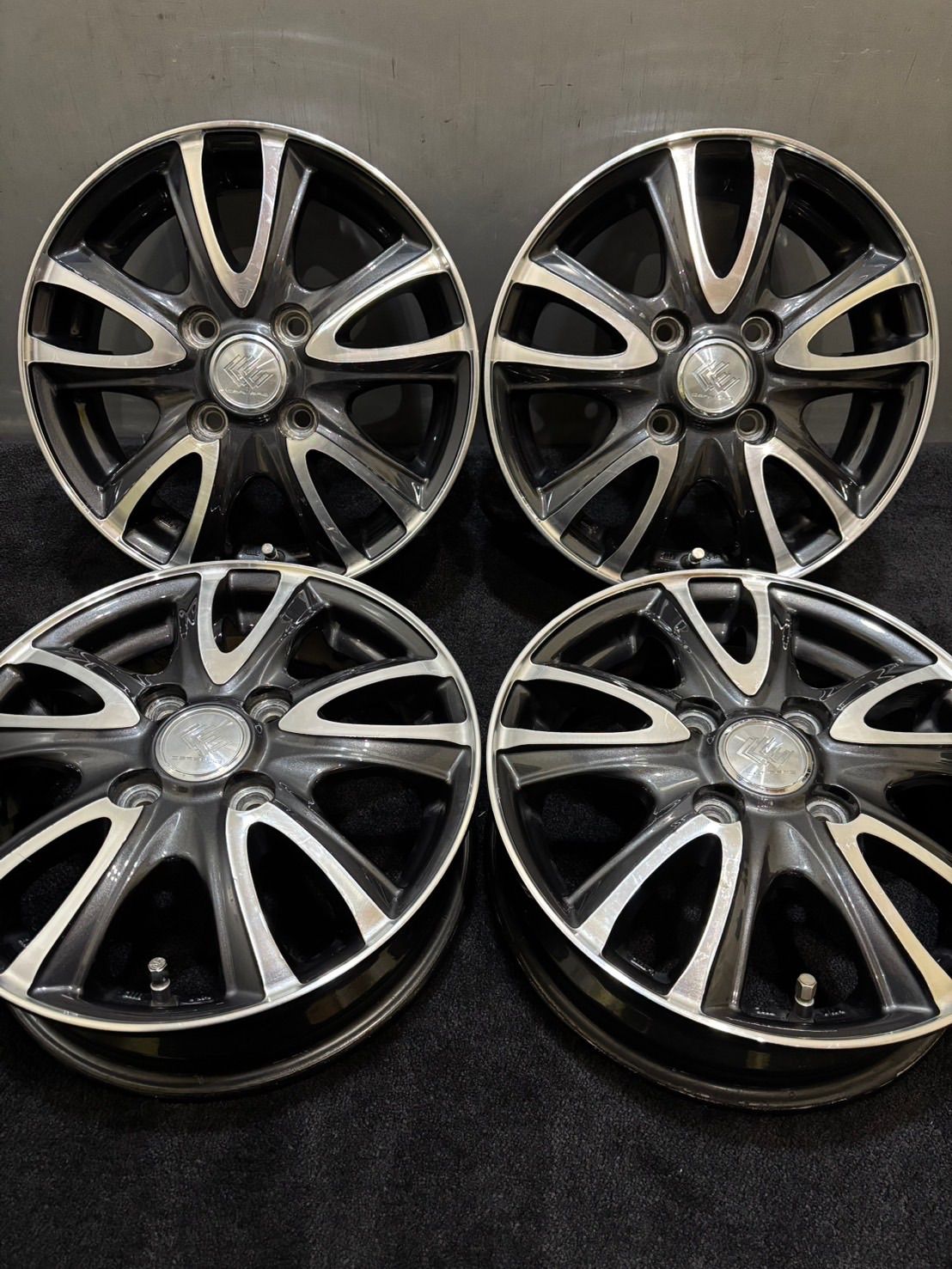 CEREBRO 13インチ 4 J 43 100 H アルミホイール 4本 グレーポリッシュ 2 L 58