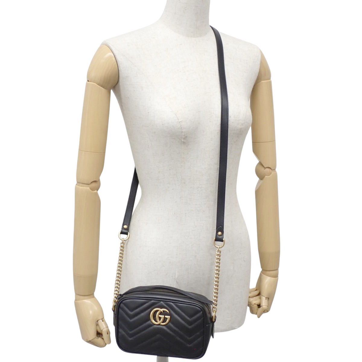 GUCCI(グッチ) GGマーモント キルティング ミニバッグ ショルダーバッグ 肩掛け 斜め掛け ダブルG レザー ブラック黒 ゴールド金具 448065 レディース 40802167907【中古】【アラモード】 GUCCI(グッチ) GGマーモント キルティング ミニバッグ ショルダー