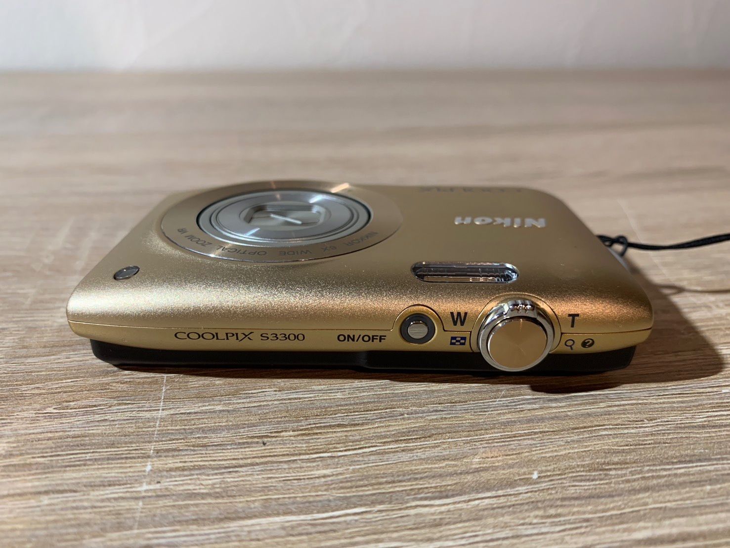 7107 Nikon COOLPIX S3300 ゴールド デジカメ 美品 - メルカリ