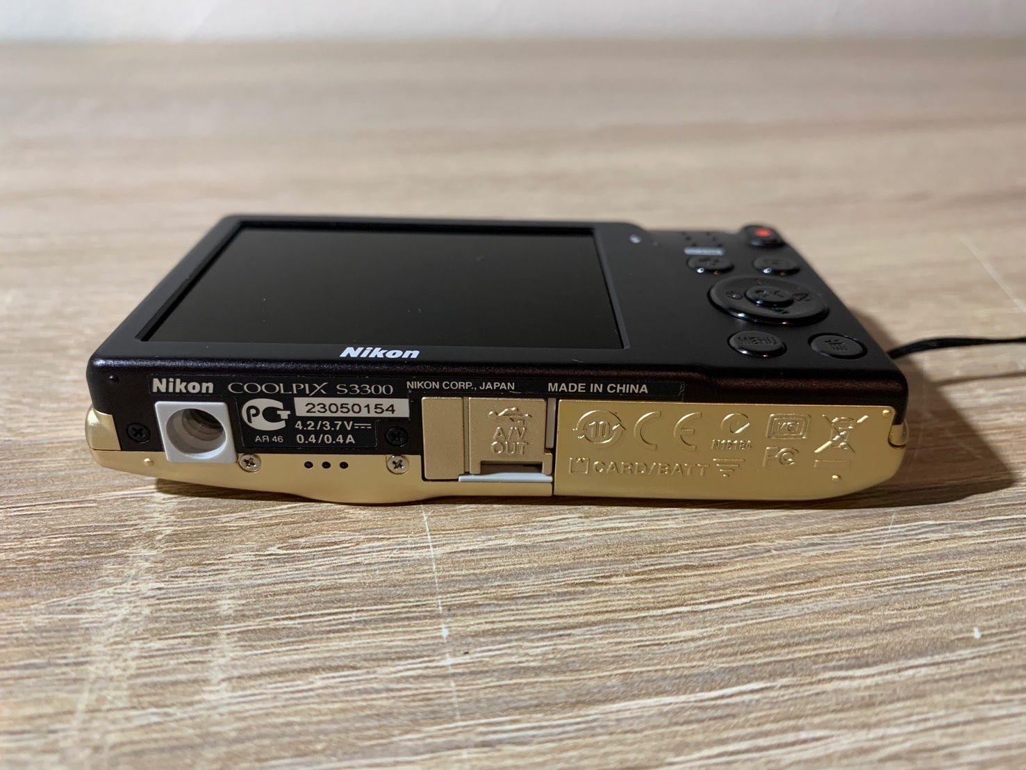 7107 Nikon COOLPIX S3300 ゴールド デジカメ 美品 - メルカリ