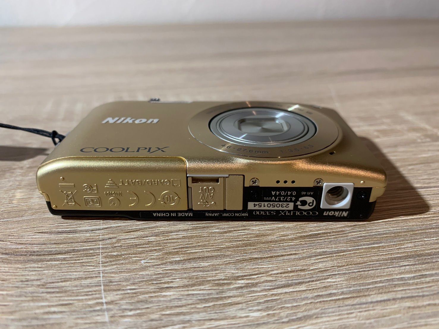 Nikon COOLPIX S3300 ゴールド　美品です！ READ MINT] Nikon COOLPIX S3300 GOLD 16.0MP 6x Compact Digital