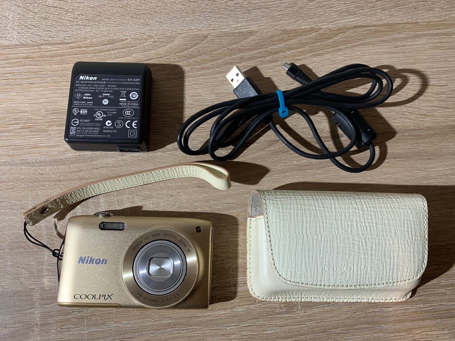 7107 Nikon COOLPIX S3300 ゴールド デジカメ 美品 - メルカリ