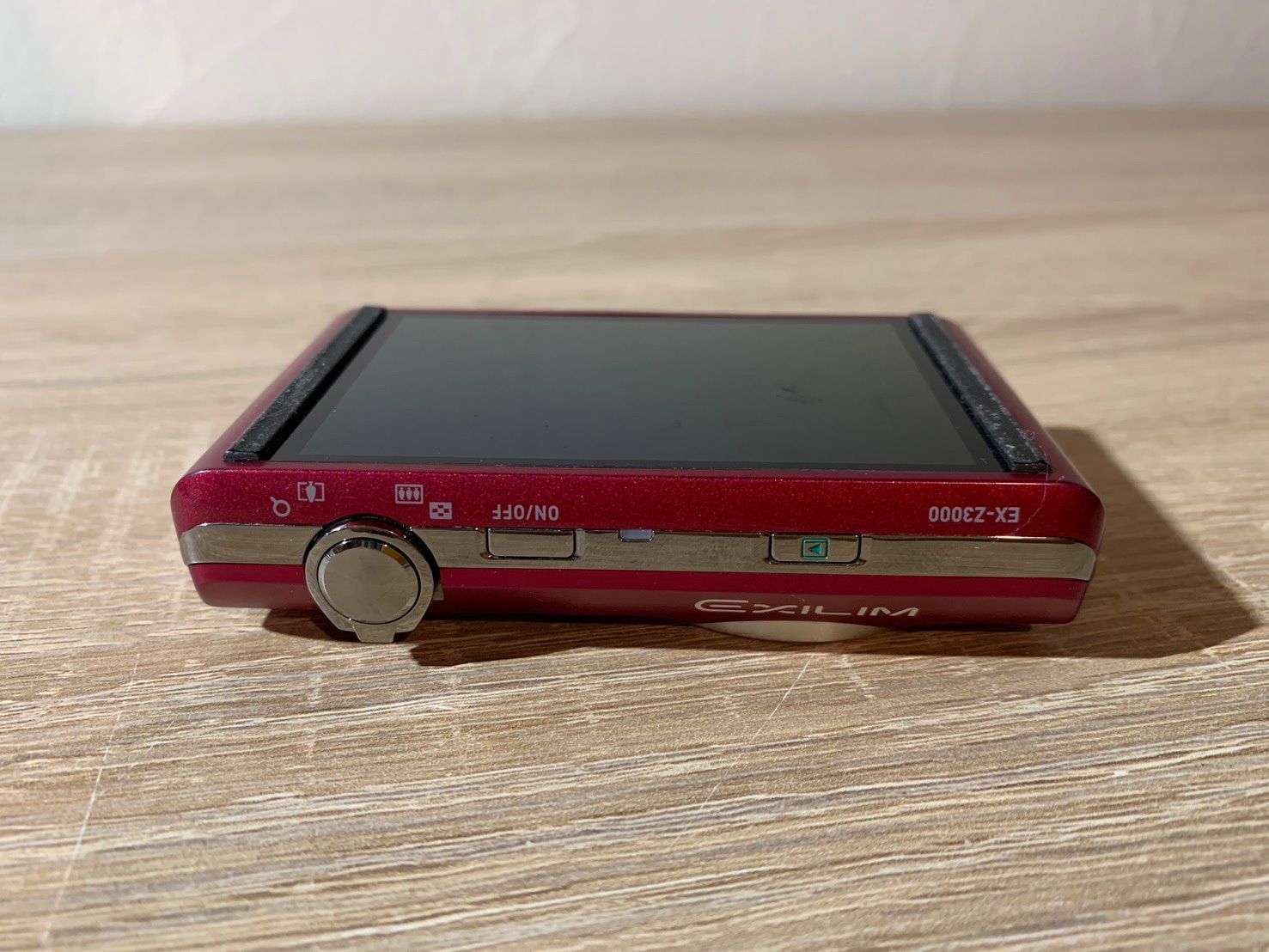 7109 Casio EXILIM EX-Z3000 ワインレッド デジカメ - メルカリ