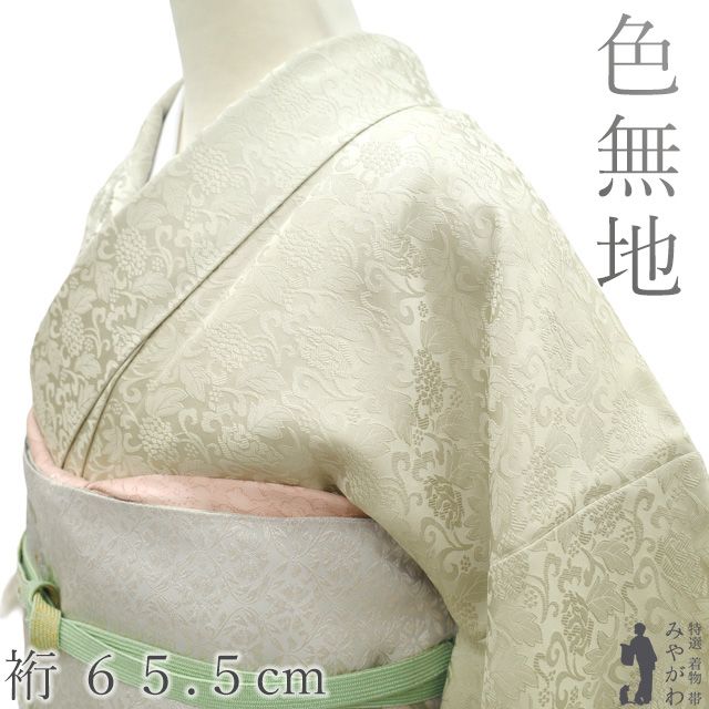色無地 着物 リサイクル 正絹 袷 植田いつ子 ITSUKO UEDA 練色 地紋 花唐草 一つ紋 セミフォーマル 春 秋 冬 上質 グレージュ 仕立て上がり 身丈156 裄丈65 5 Ｍサイズ みやがわ sb 16753
