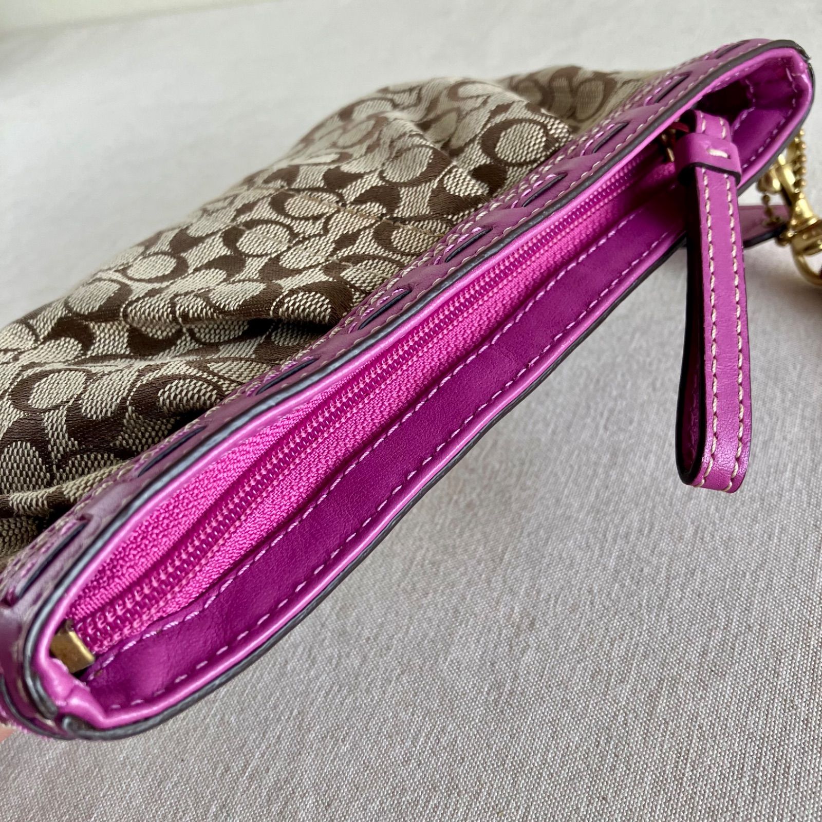 Coach y2k Wristlet Signature Purple Leather Small Pouch Vintage