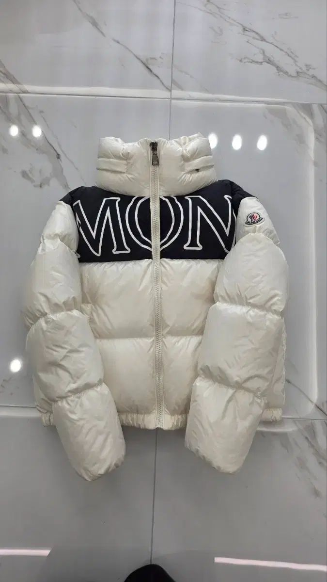 モンクレール GERS ダウン 10 A