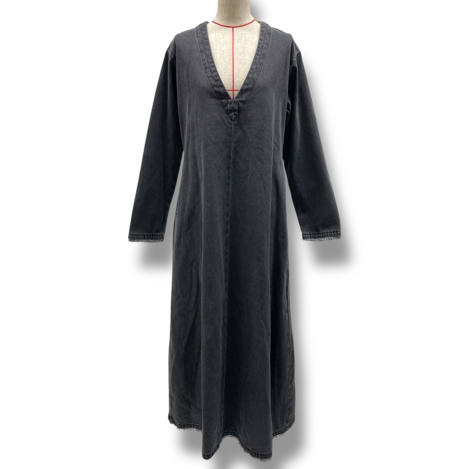 LOUNIE ルーニィ Vネック デニム ロングフ ワンピース Aライン 長袖 後ろファスナー フリンジ 灰色 チャコールグレー レディース 秋 ゴーゴー古着 23 No 1388