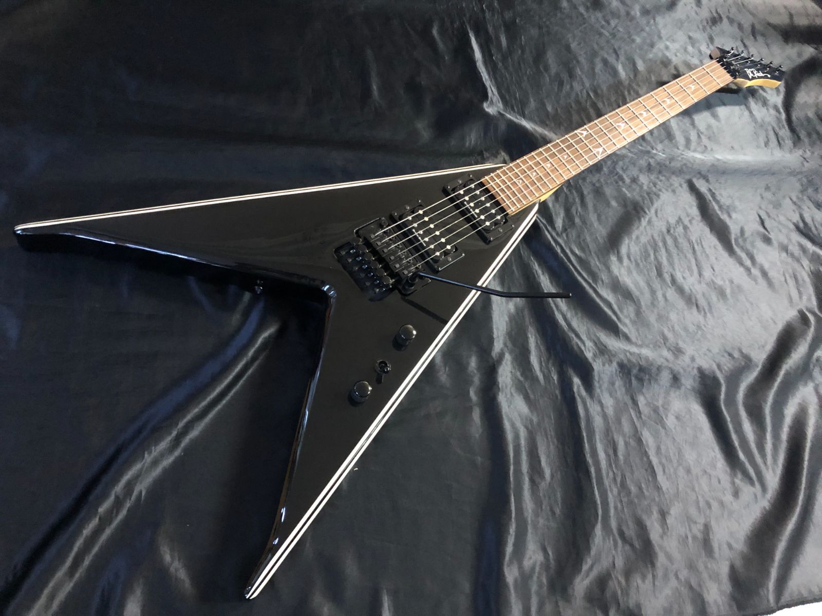 B C Rich JR V Standard