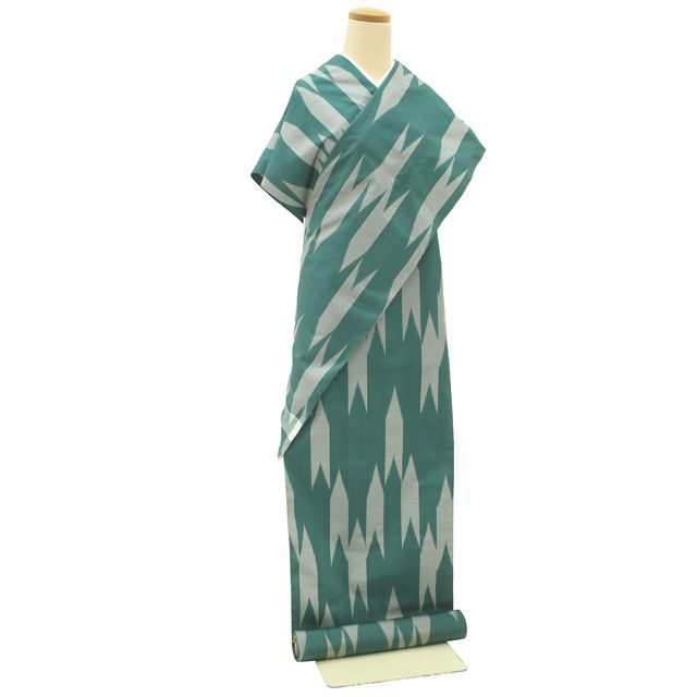 すごい値 銘仙 着物 反物 着尺 正絹 遊粋銘仙 アンティーク復刻 グリーン 矢羽根 矢絣 長羽織にも カジュアル 未仕立て 春 秋 冬 袷 単衣 どちらにも リサイクル すごいね みやがわ nem 00172