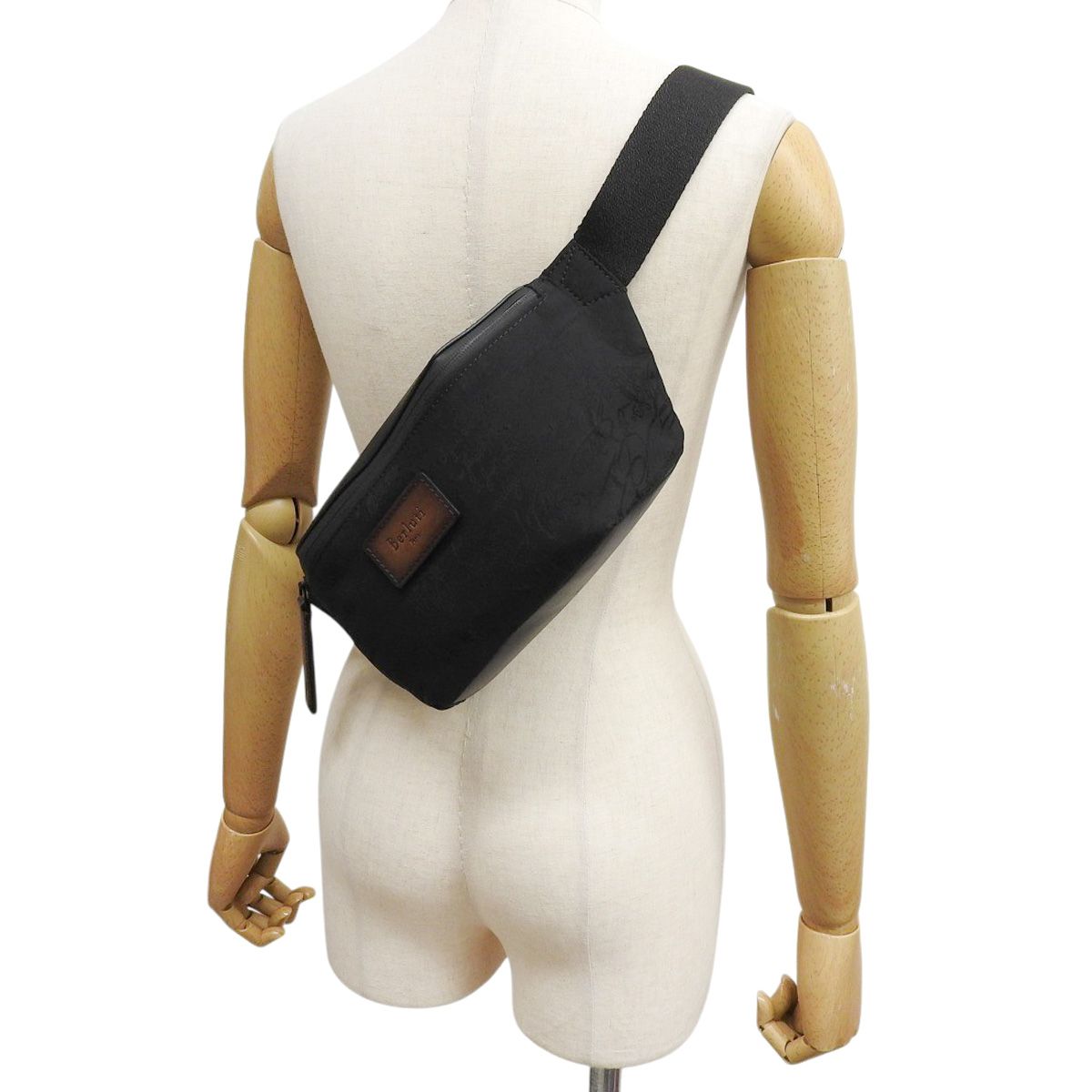 Berluti(ベルルッティ) カリグラフィー ボディバッグ ウエストバッグ