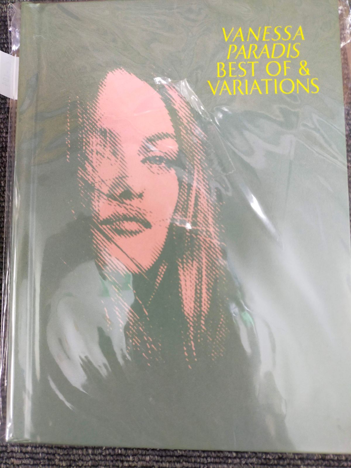 Vanessa Paradis レコード バネッサ・パラディ Best of & Variations [audioCD] Paradis, Vanessa