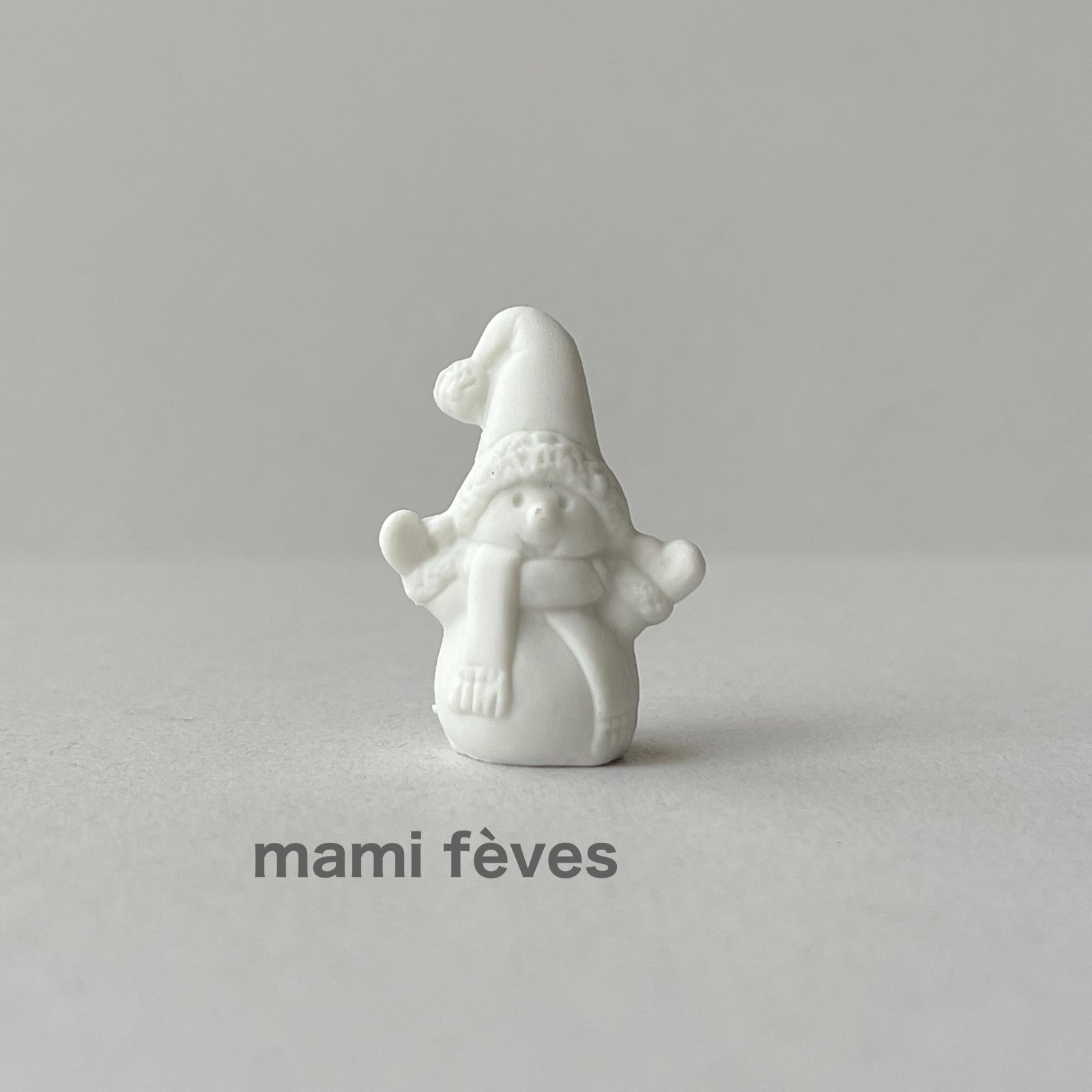 フェーヴ 氷の国の雪だるま④ 2022年 フランス フェーブ ミニチュア