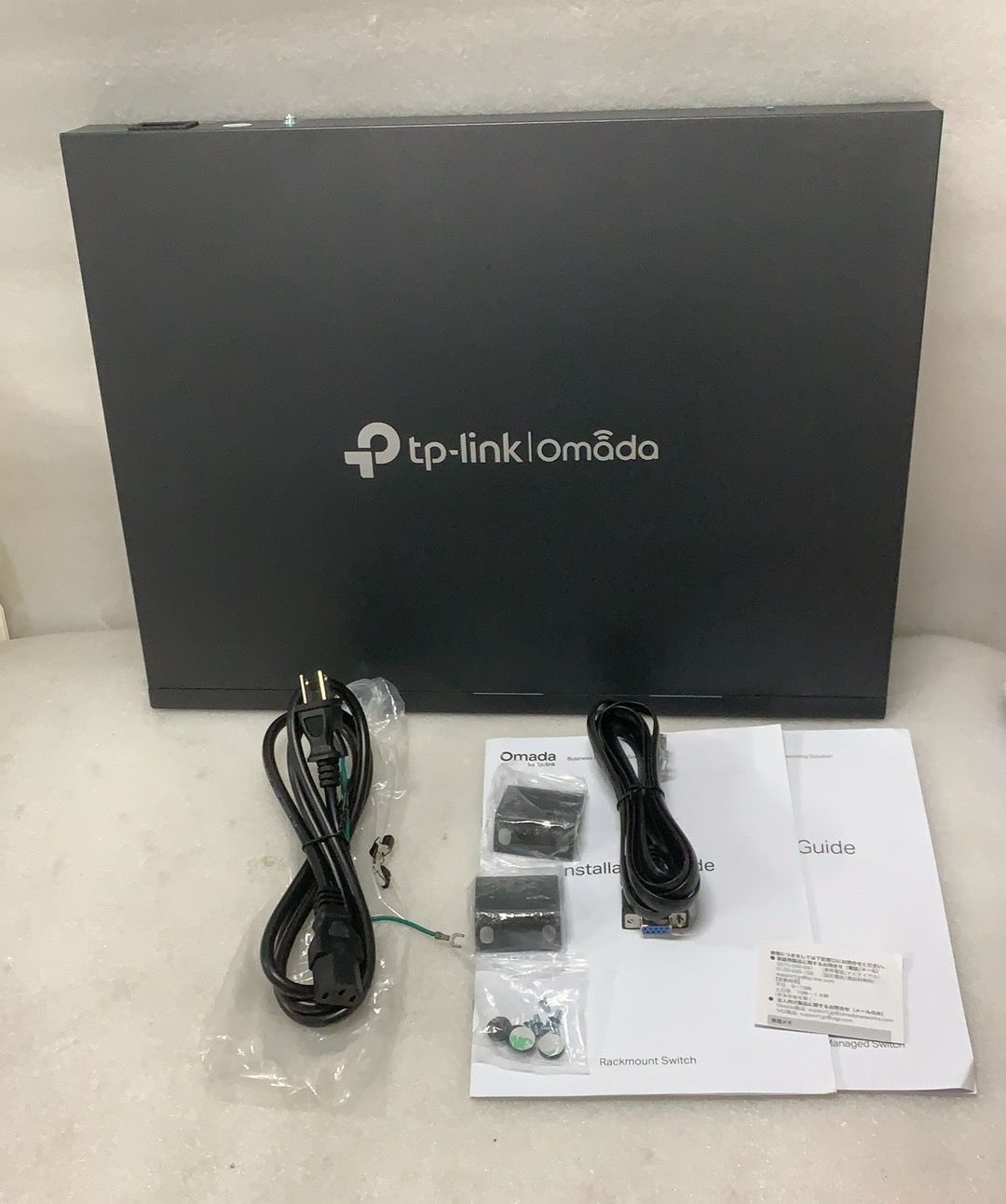 TP-Link -M 2 Omada スイッチ--525005