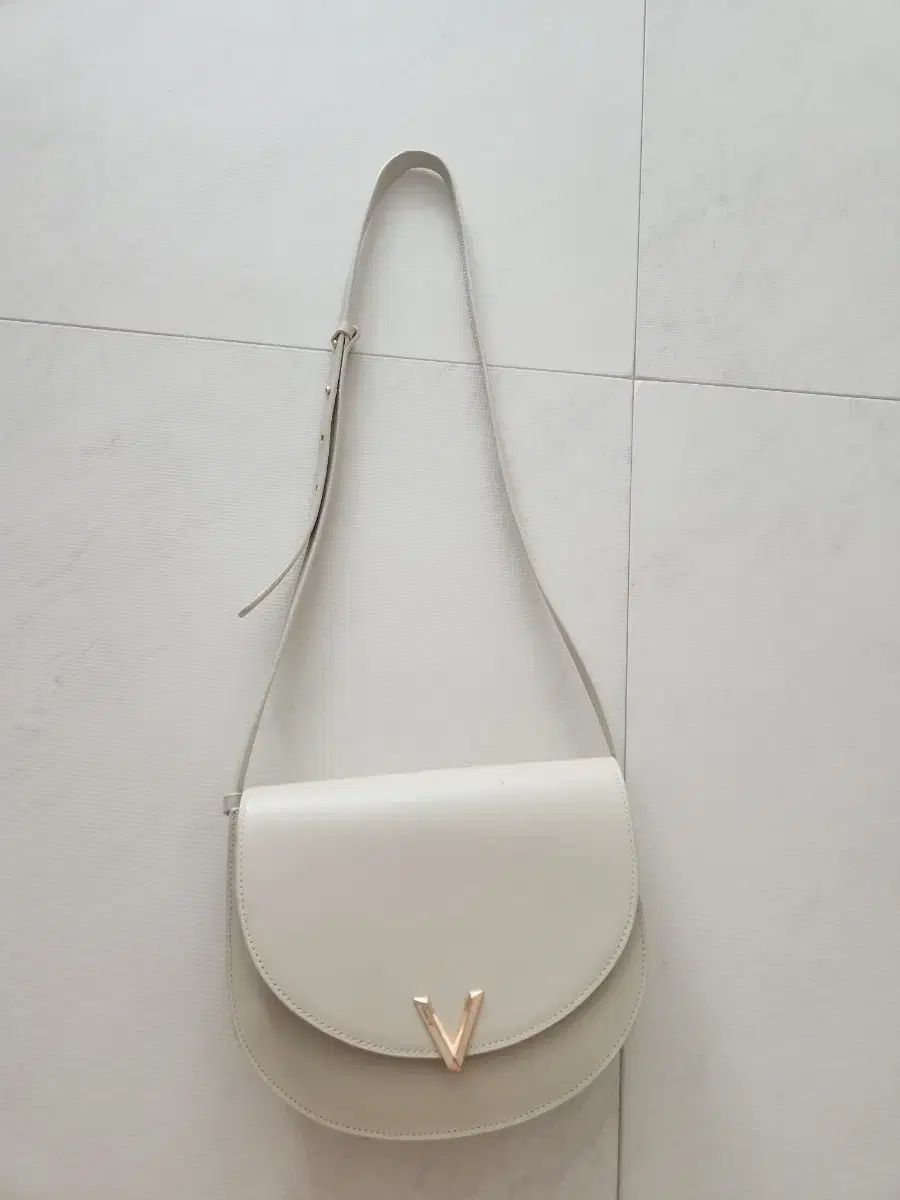 VINCIS アイボリー バンダル クロスバッグ バッグ スモール