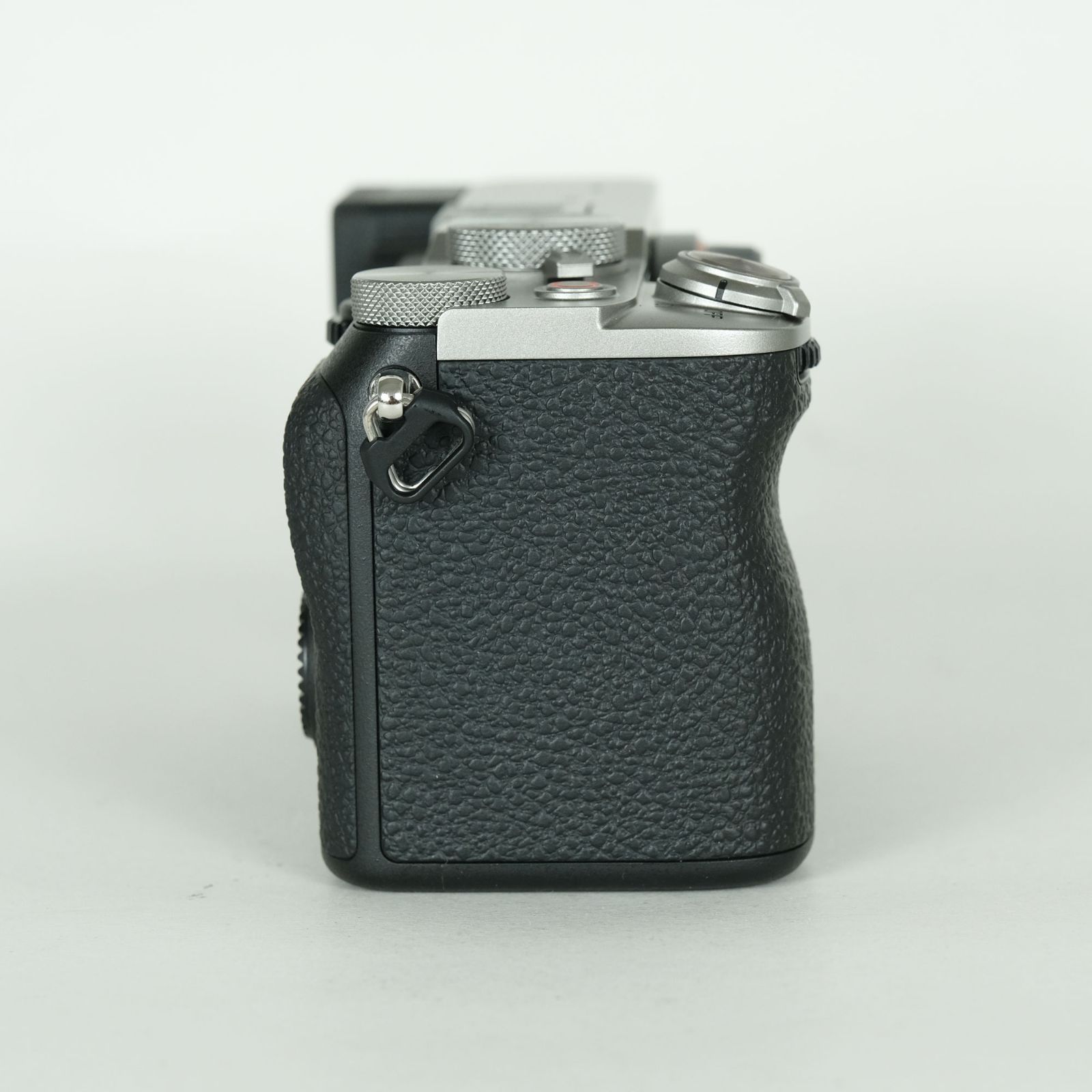 美品 | シャッター数1,640回｜エクステンショングリップ・バッテリー2