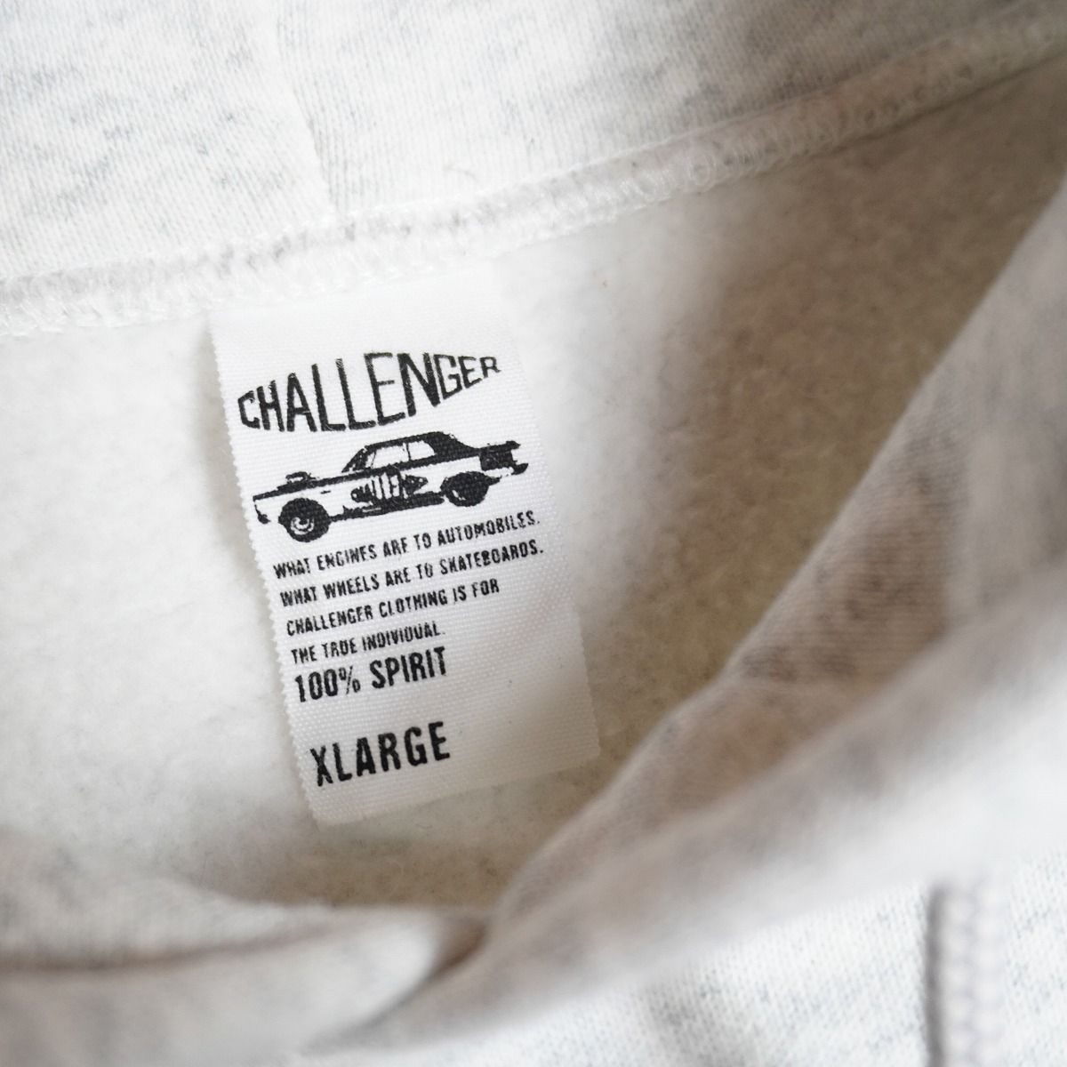 美品 25AW CHALLENGER チャレンジャー SNAKING LOGO HOODIE 美品 25AW CHALLENGER チャレンジャー SNAKING LOGO HOODIE