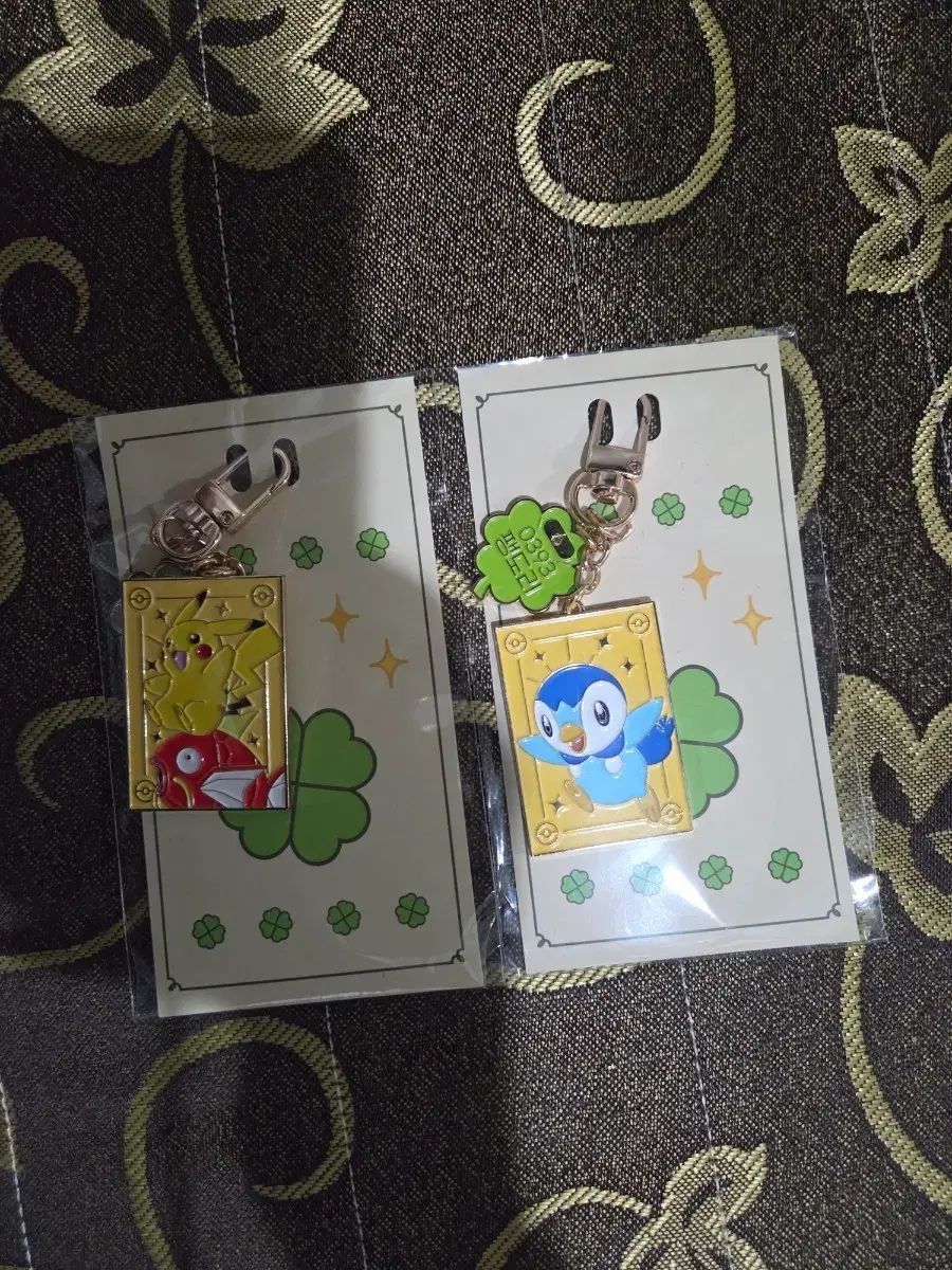 限定セール，豊富な ポケモン ピカチュウ/コイキング/ポッチャマ スクエア キーホルダー キーホルダー・キーリング