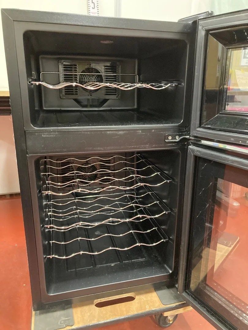 SIS 2ドア ワインセラー ワインクーラー 24本収納 SIS 2ドア ワインセラー ワインクーラー 24本収納 SIS 2ドア ワイン
