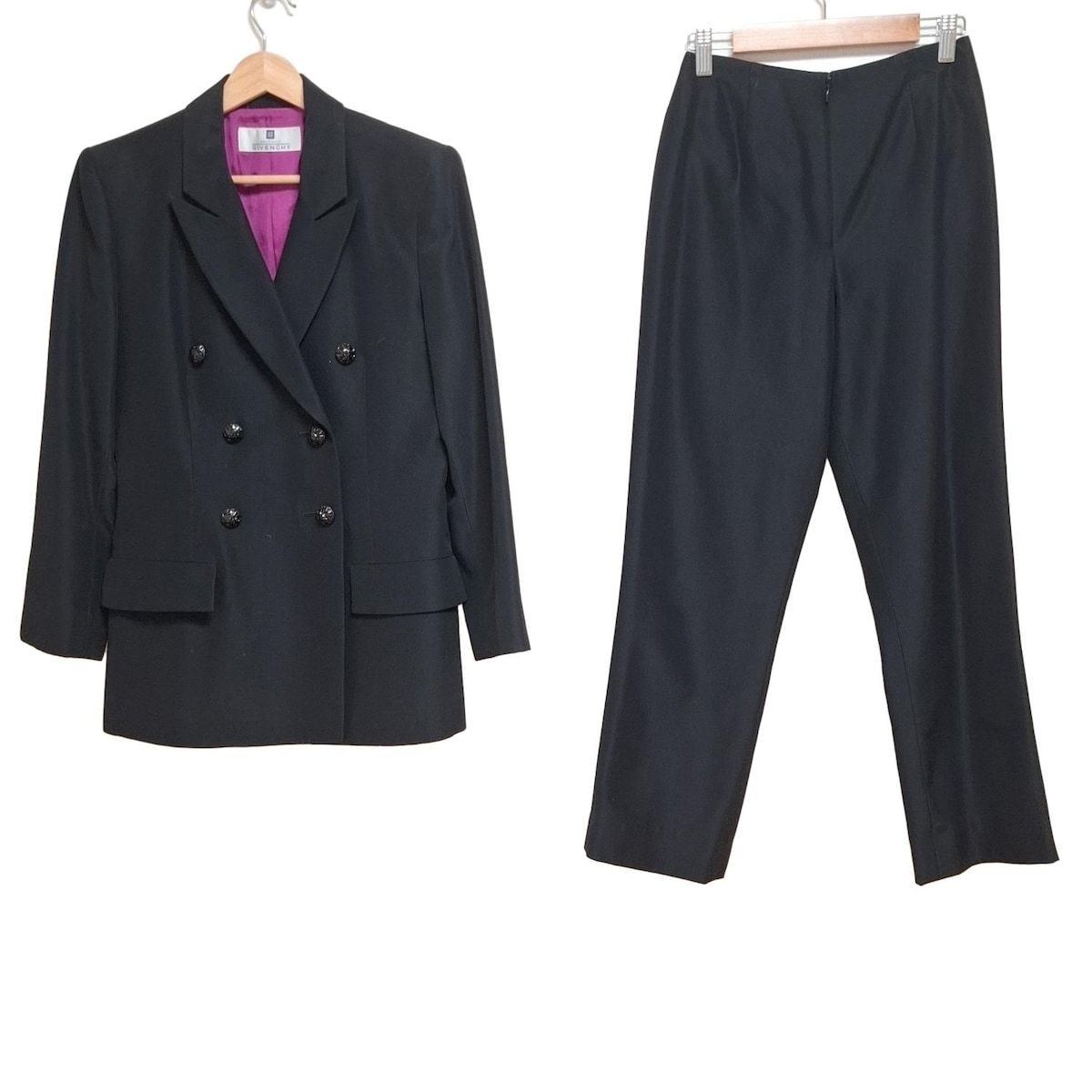 ジバンシー　パンツスーツ GIVENCHY(ジバンシー) レディースパンツスーツ レディース - 黒 ダブル