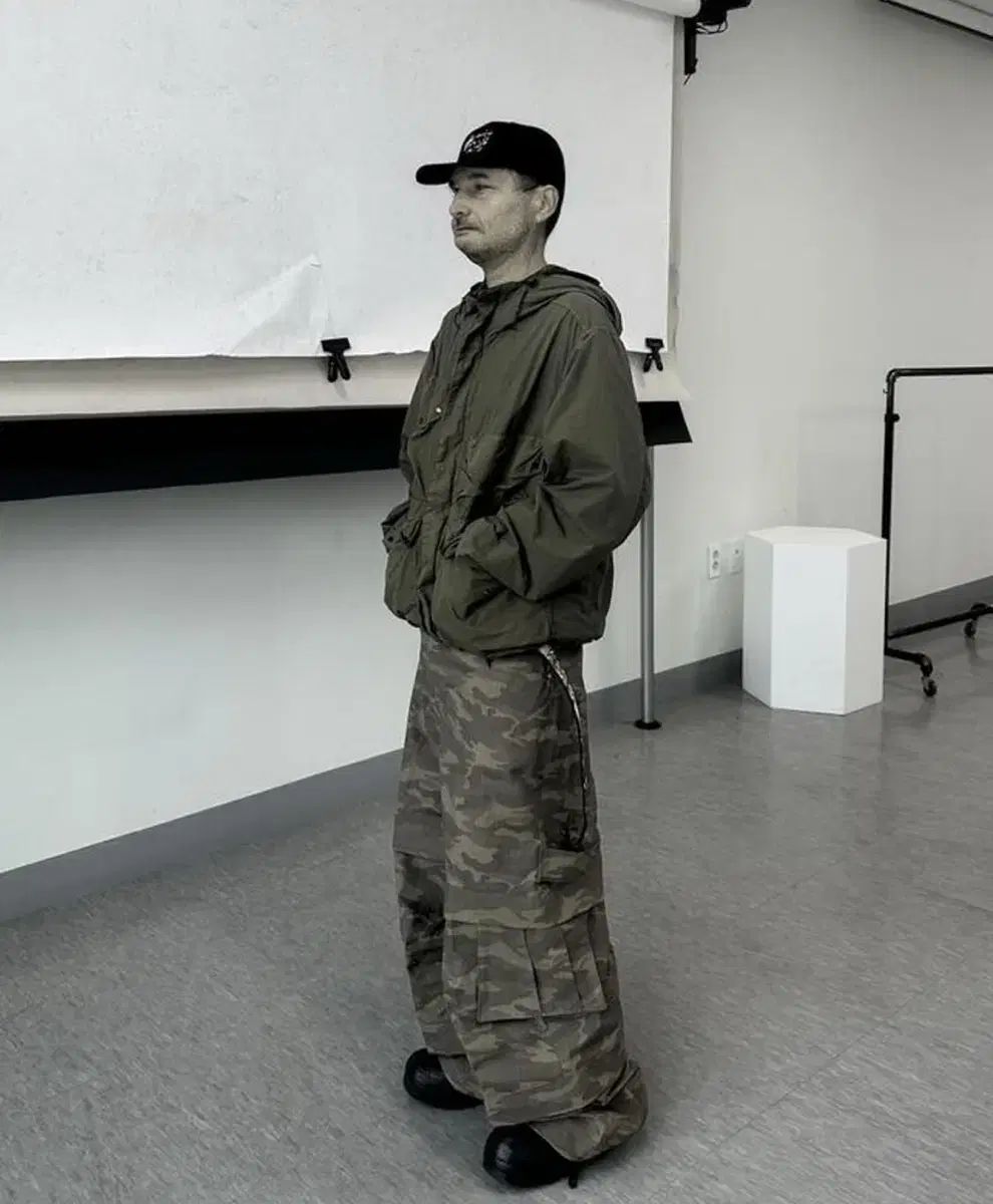 カミエン タイタン バギーパンツ クリームカモフラ