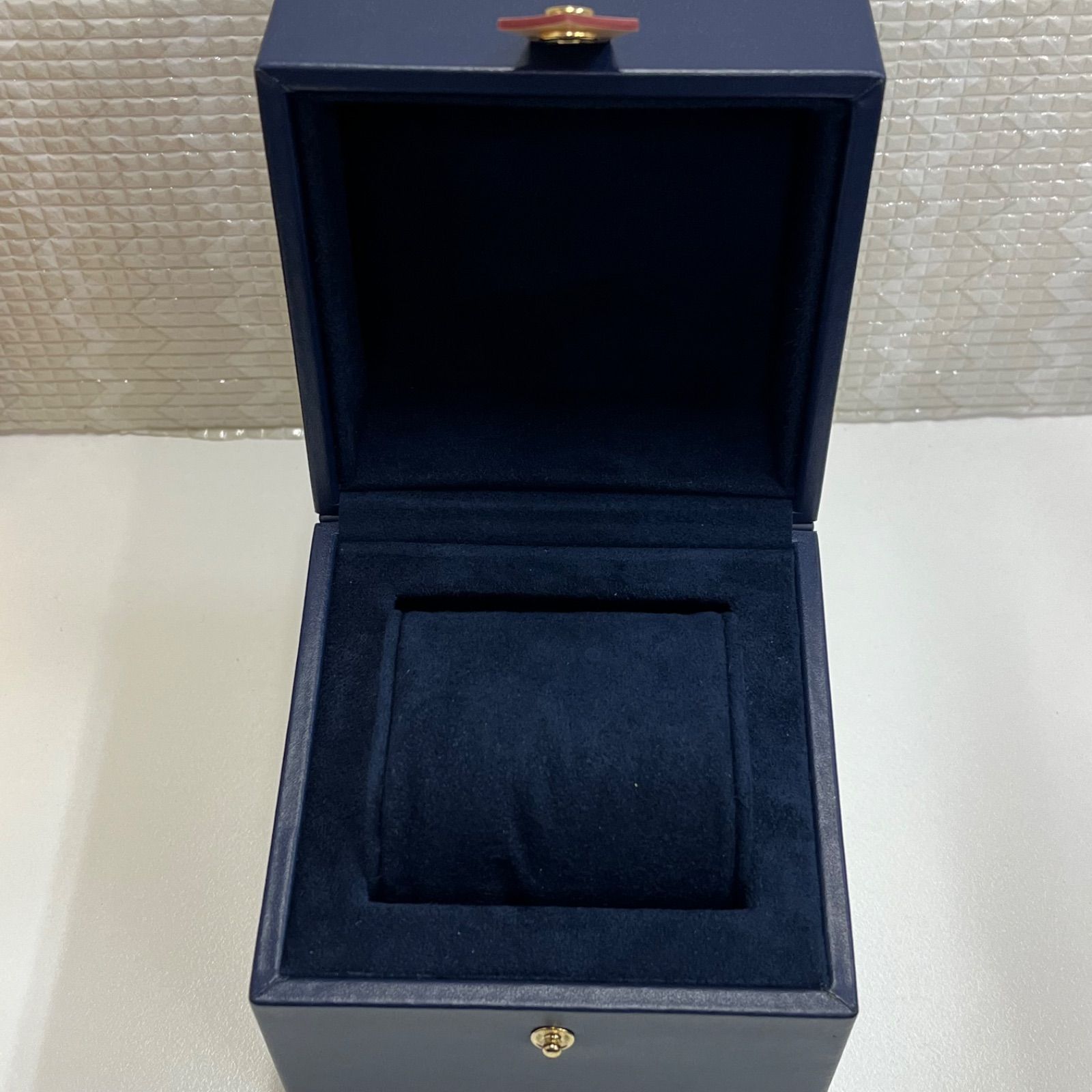 2☆美品☆ Louis Vuitton ルイヴィトン 時計 空箱 ケース 小物入れ