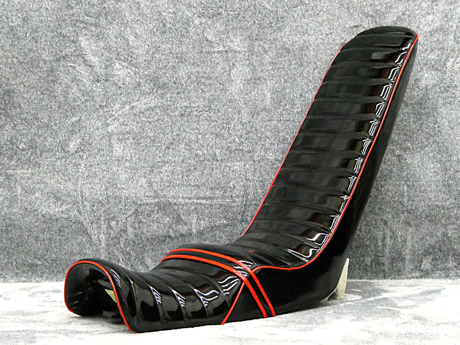 ジェイド２５０　黒赤エナ　６０ｃｍ　三段シート/ブラック 補強入り ジェイド250 黒赤エナ 三段シート/ロングシートBLACKブラックJADE黒