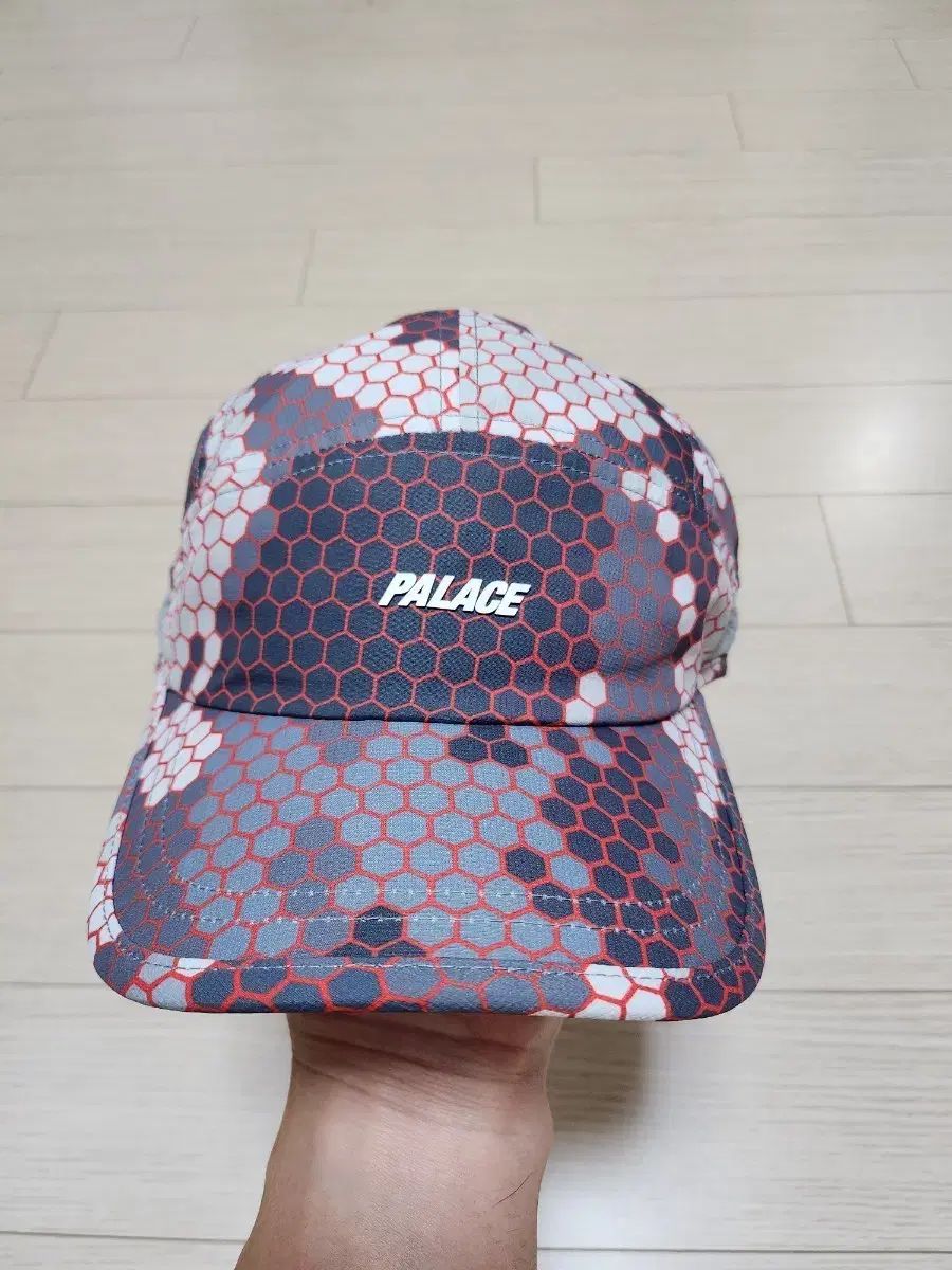 パレス Palace шесть각형 ランニングキャップ