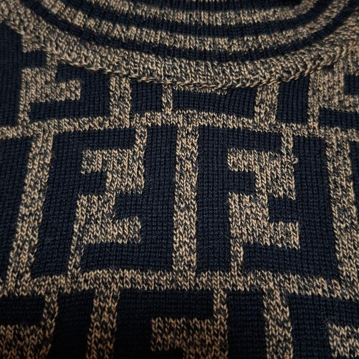 FENDI(フェンディ) 長袖セーター サイズ44(J) レディース - 黒