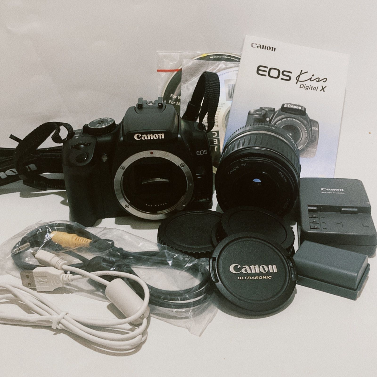 初心者オススメ Canon EOS kiss Digital X レンズキット キャノン