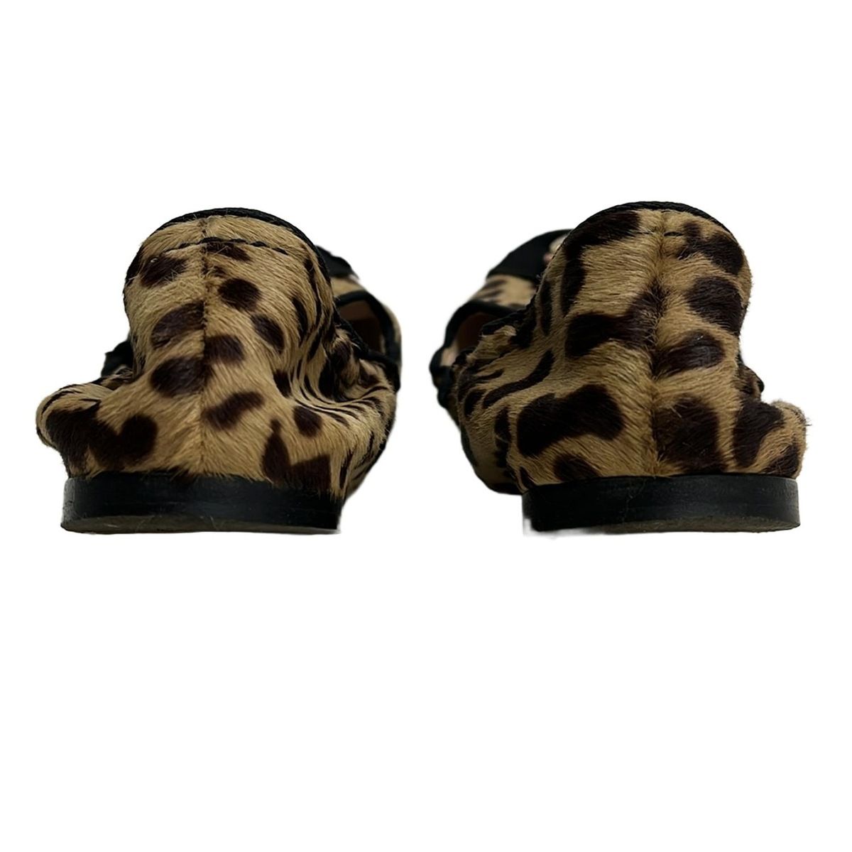 - ベージュ×ダークブラウン×マルチ