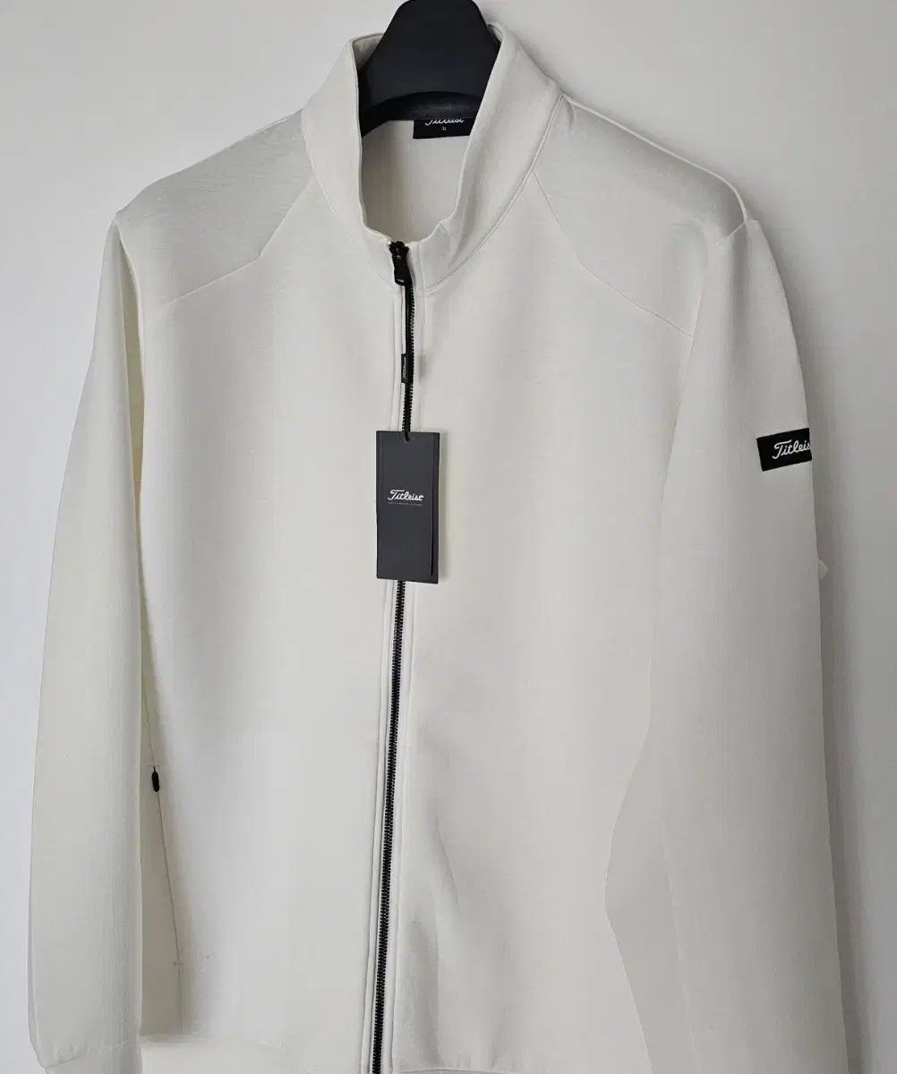 Titleist ジャケットメンズ ジップアップジャケット ホワイト 新品未使用 Titleist タイトリスト 正規品 ウィンドブレーカー フルジップアップ
