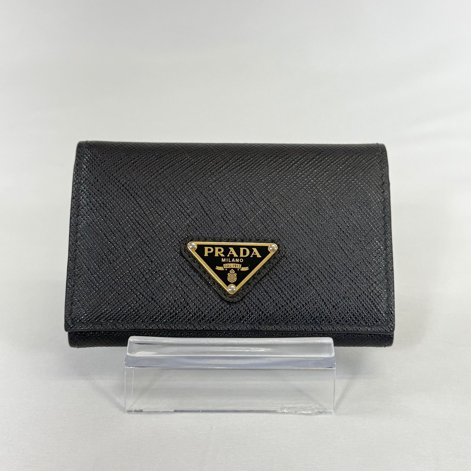 未使用級・美品】PRADA プラダ サフィアーノ トライアングル 三角